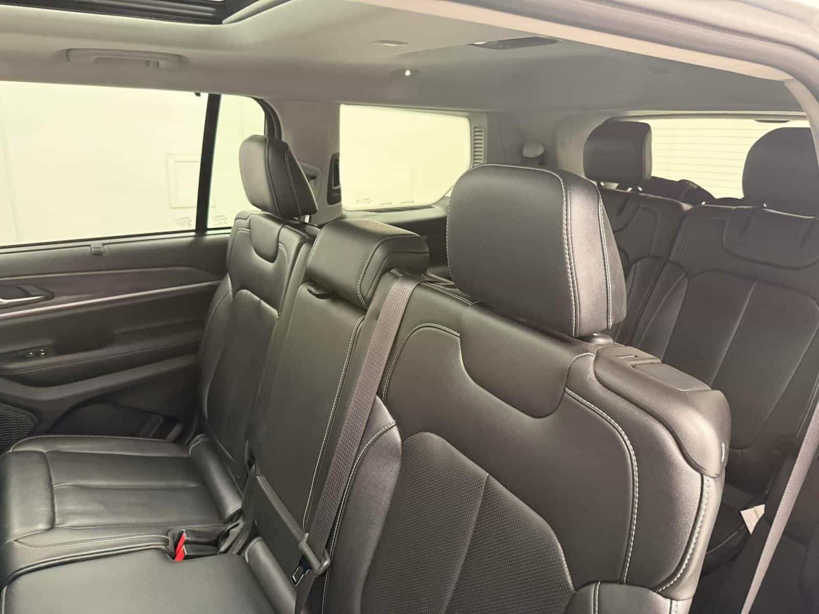 2023 Jeep Grand Cherokee L Limited - Image 8