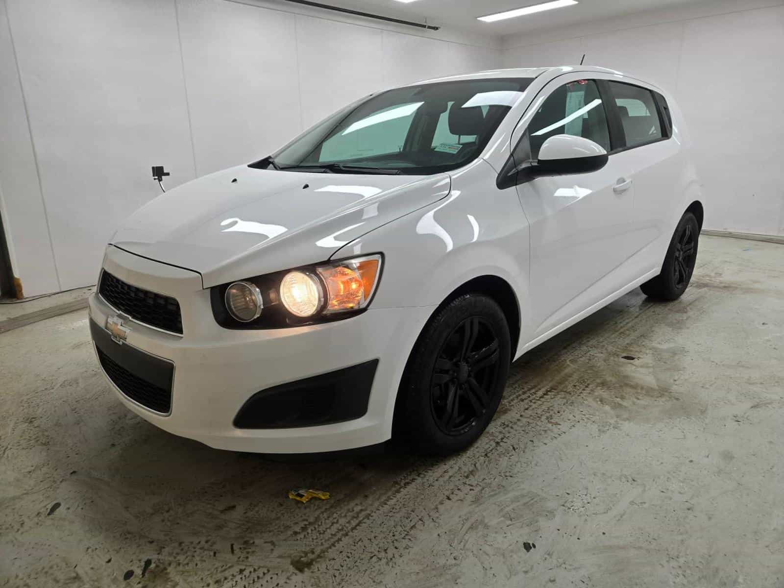 2015 Chevrolet Sonic Ls LS - Image 1