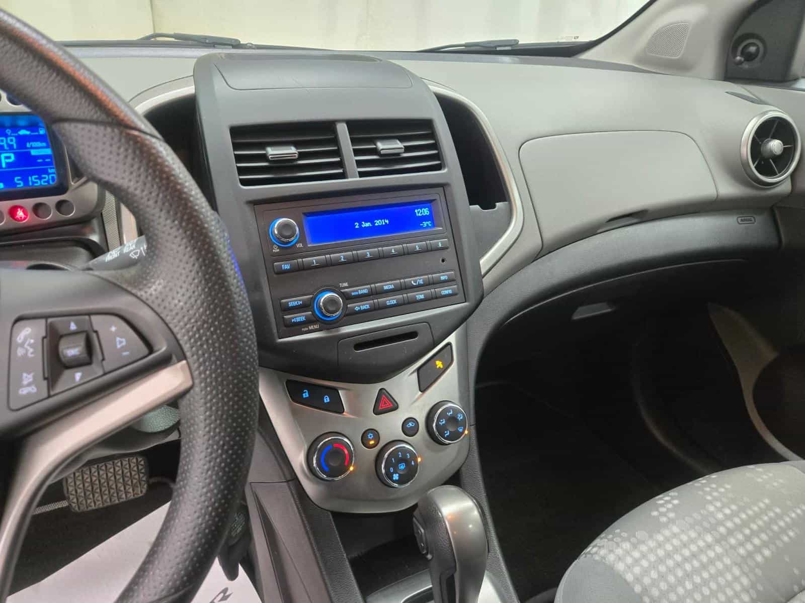 2015 Chevrolet Sonic Ls LS - Image 17