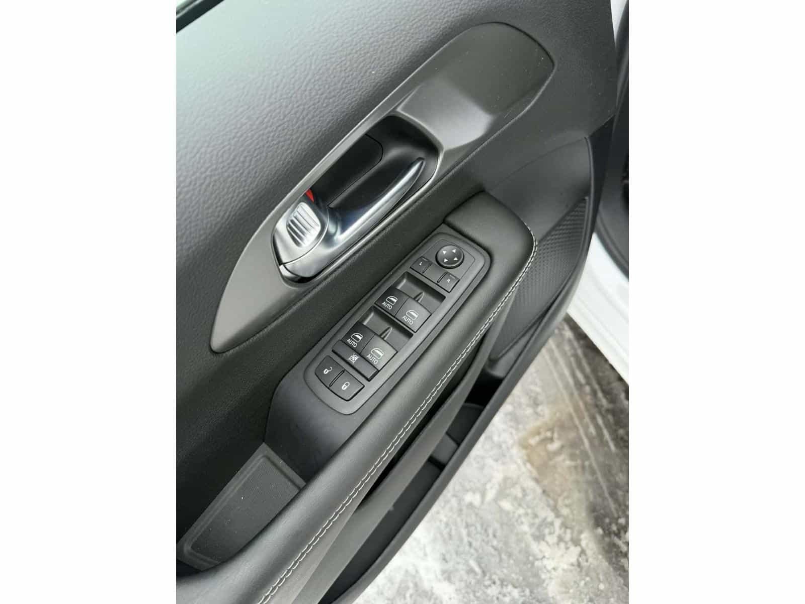 Image 5 Chrysler Grand Caravan SXT 2026