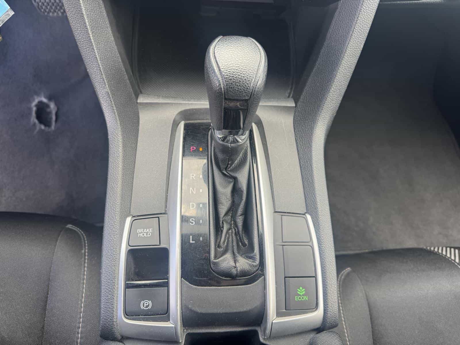 2017 Honda CIVIC LX LX - Image 10