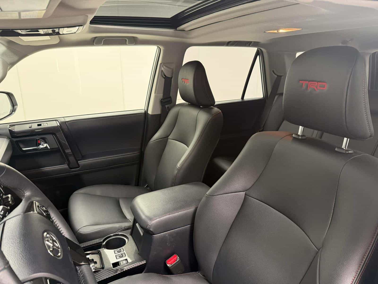 2022 Toyota 4Runner TRD Offroad - Image 11