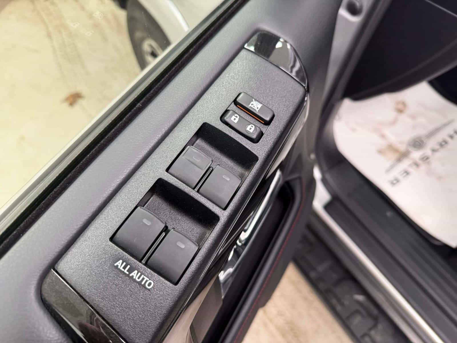 2022 Toyota 4Runner TRD Offroad - Image 12