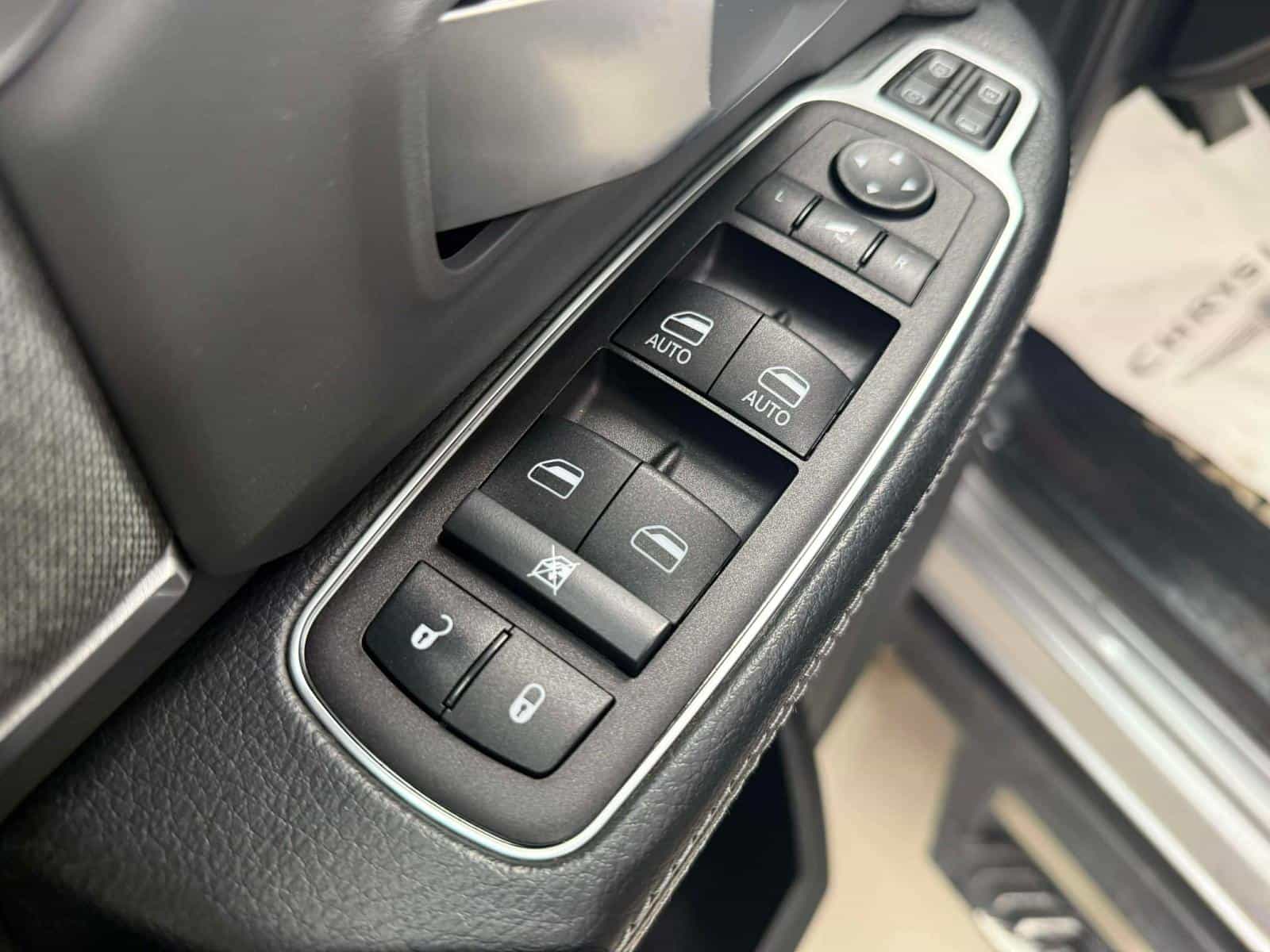 2023 RAM 2500 Big Horn - Image 12