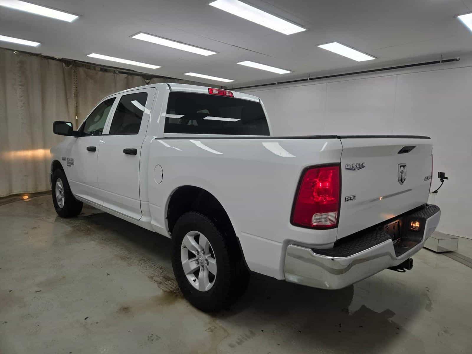 2023 RAM 1500 Classic SLT - Image 4