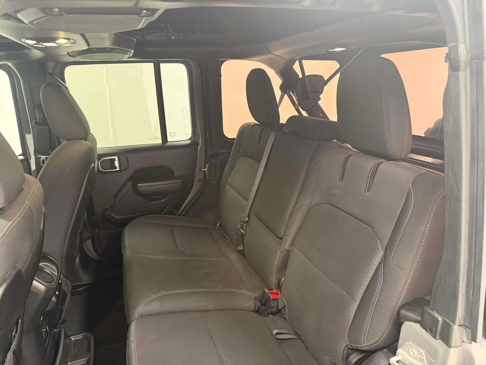 2022 Jeep Wrangler Ultd Rubicon 4XE - Image 12