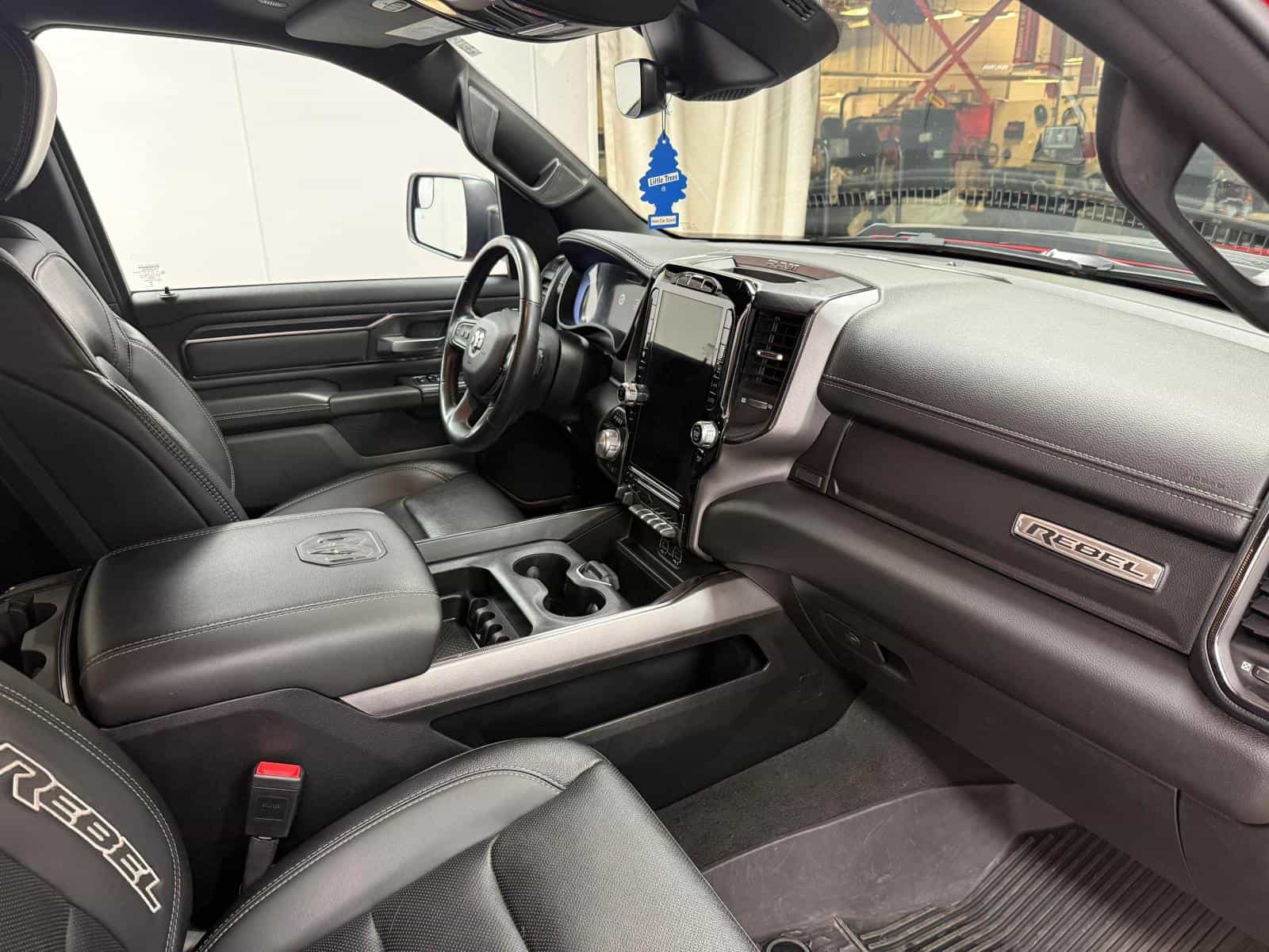 2024 RAM 1500 REBEL Rebel - Image 10