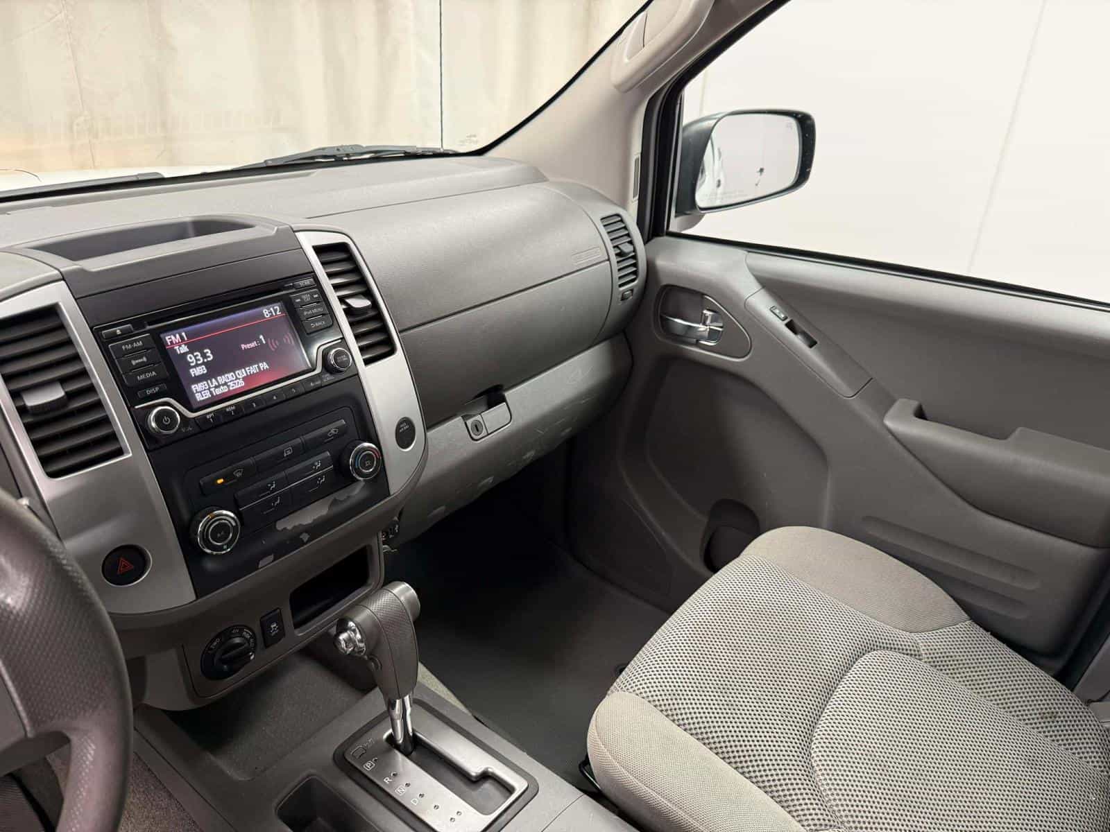 2017 Nissan Frontier PRO-4X - Image 13