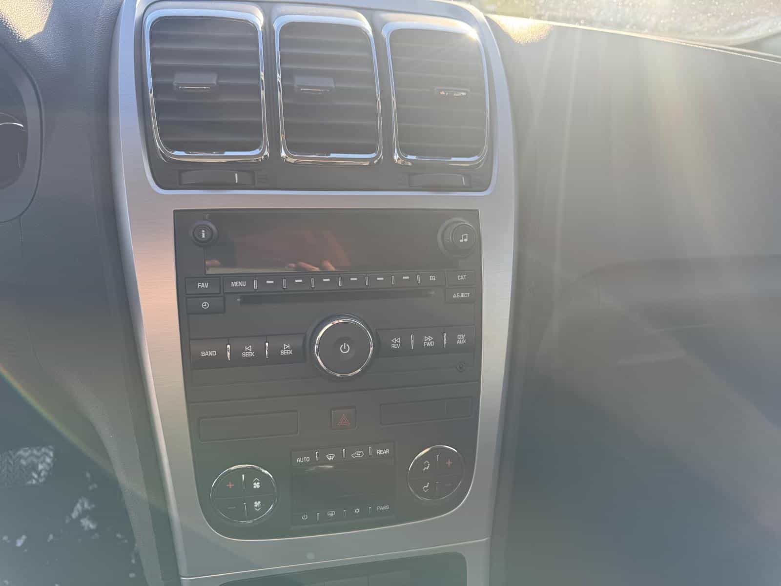 2010 GMC ACADIA SLE SLE - Image 11