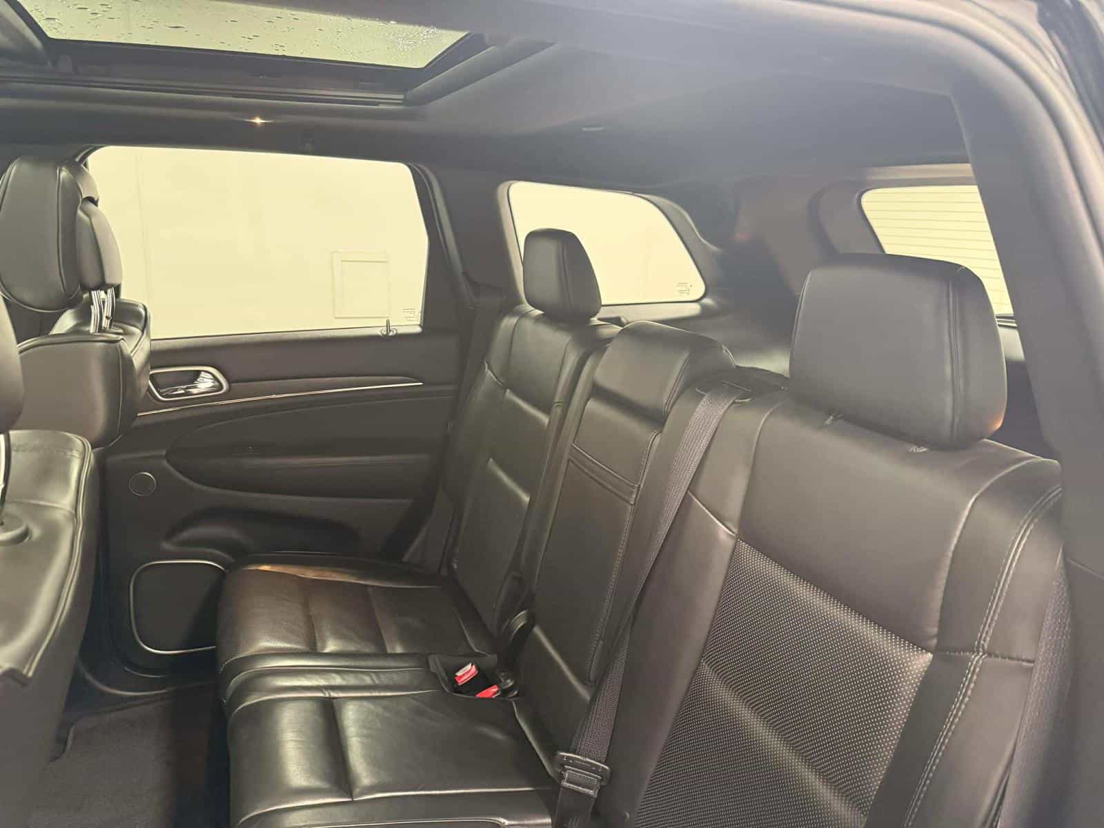 2018 Jeep Grand Cherokee Overland Overland - Image 7