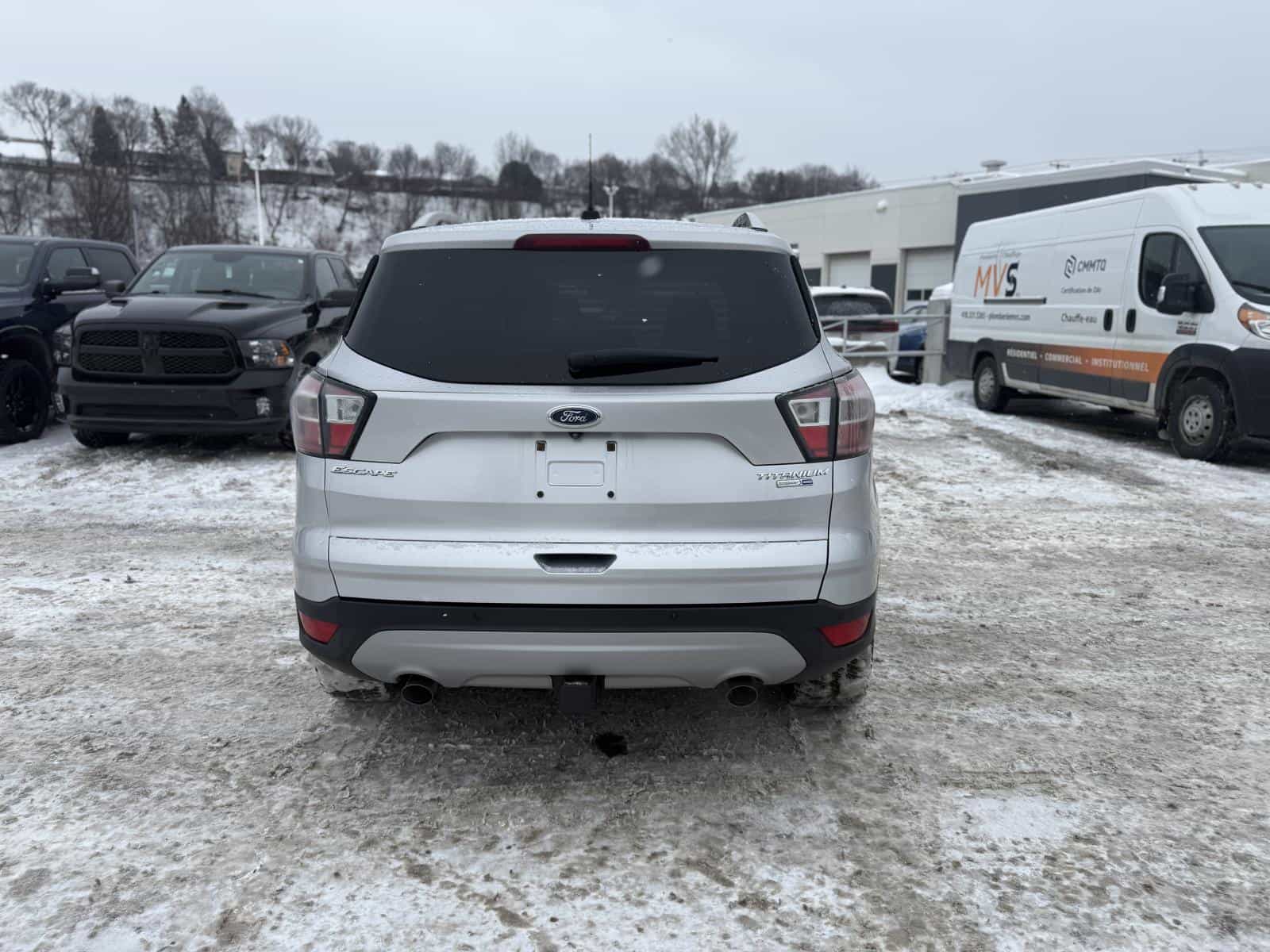 2017 Ford ESCAPE TITANIUM Titanium - Image 6