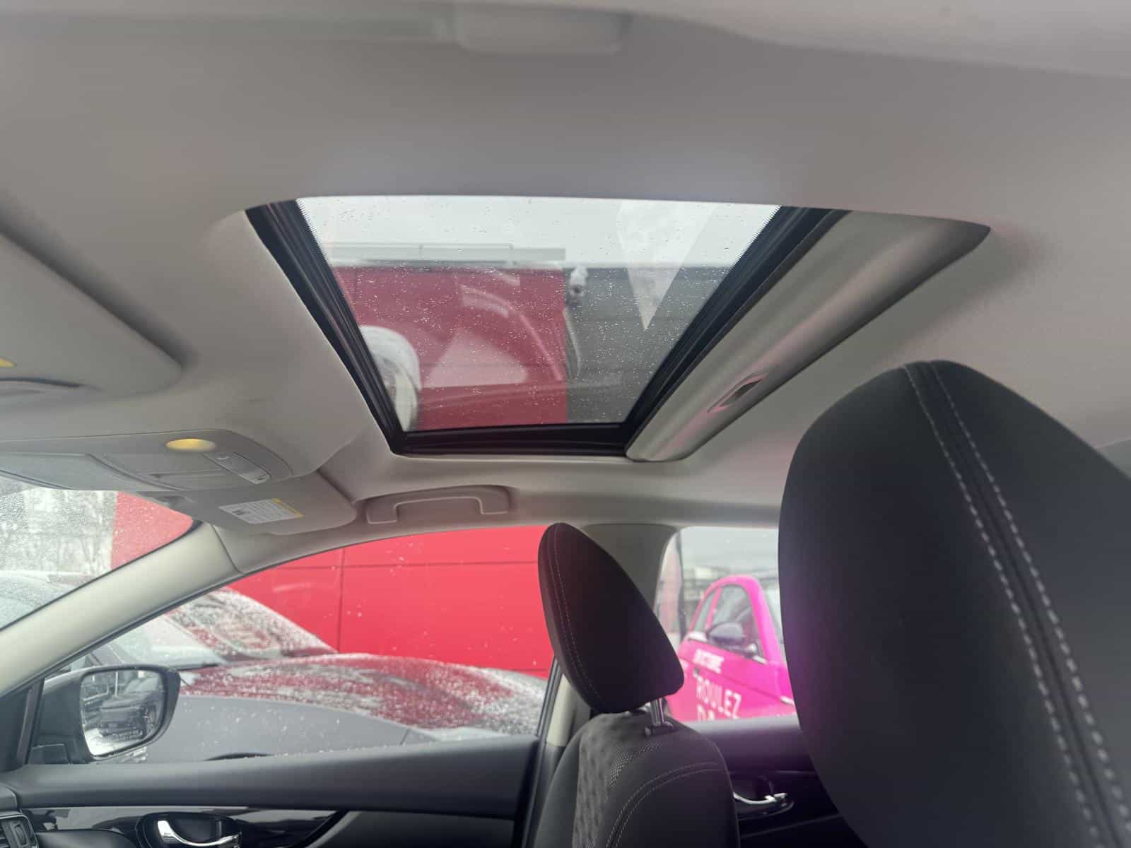 2017 Nissan Rogue Sport S/Sv/Sl SV - Image 9