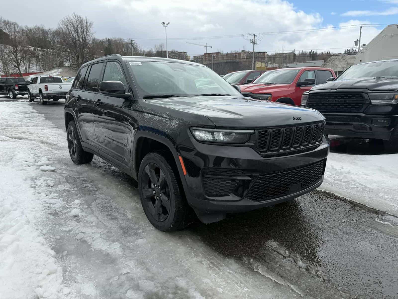 Image 2 Jeep Grand Cherokee Altitude 2025
