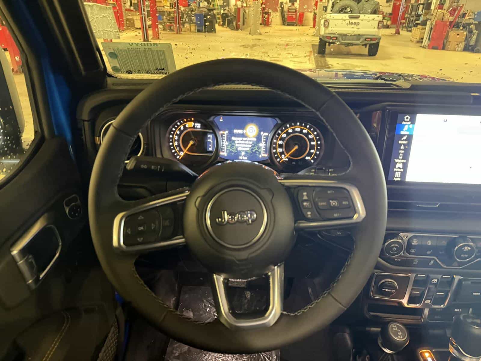 Image 8 Jeep Wrangler 4 Door Sahara 2026