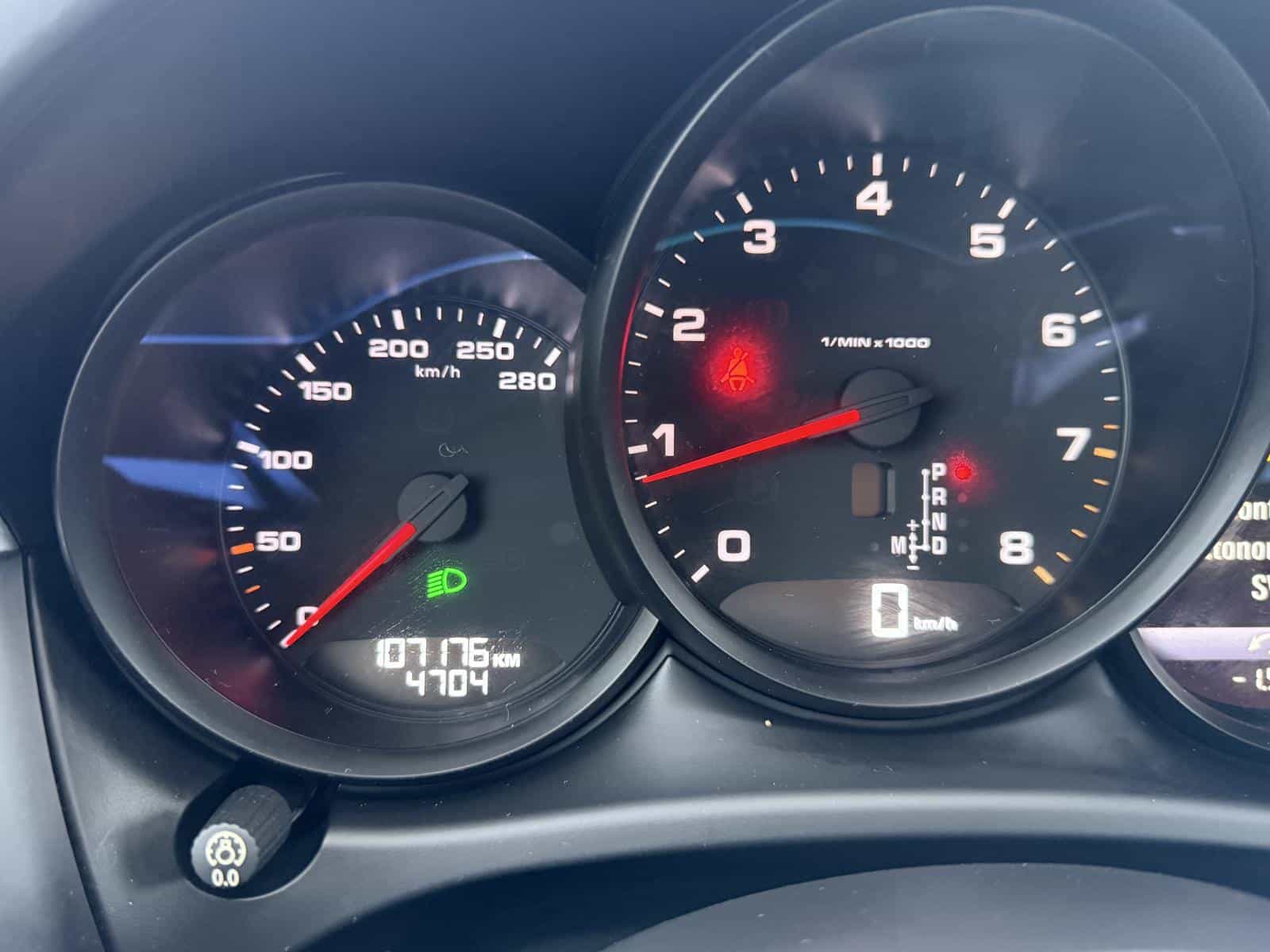 2018 Porsche Macan Base - Image 14