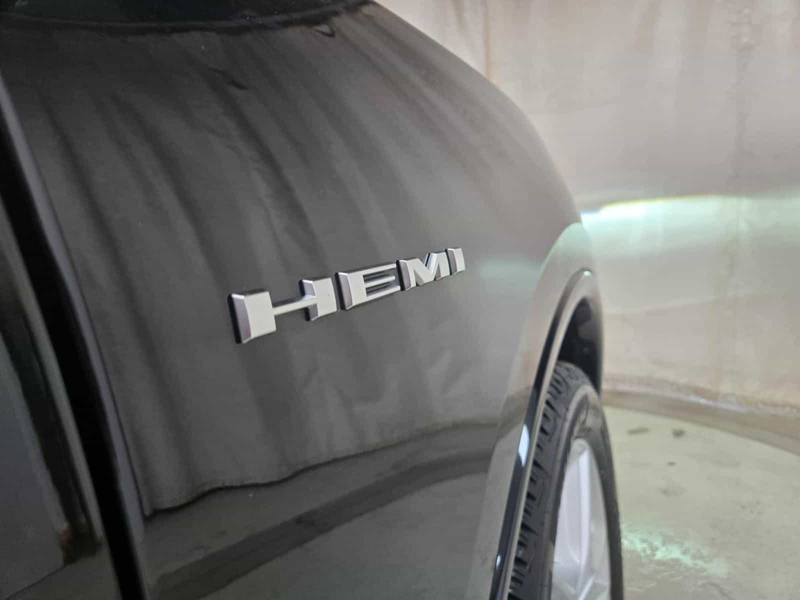 2025 Dodge Durango R/T - Image 9