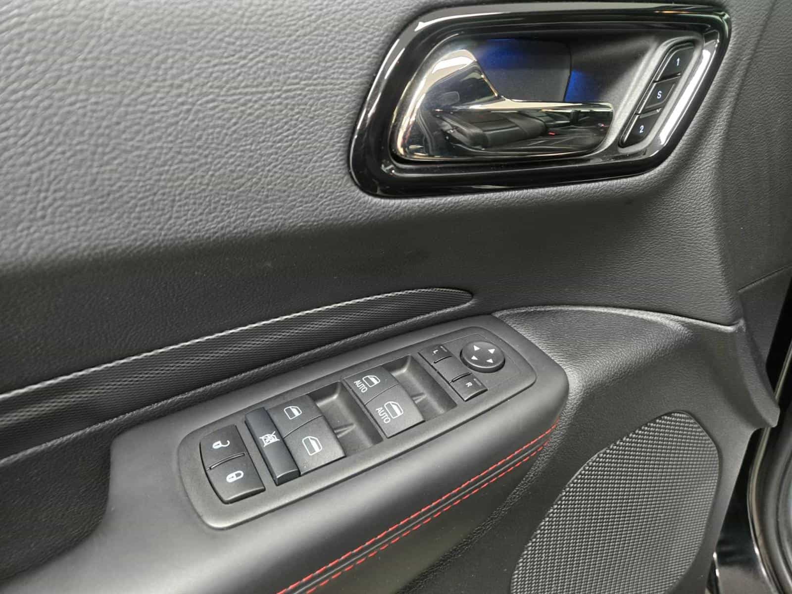 2025 Dodge DURANGO R/T R/T - Image 18