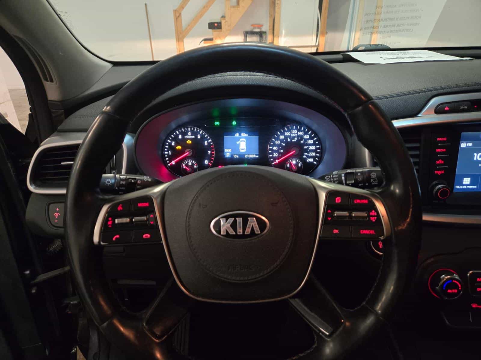 2019 Kia Sorento LX V6 - Image 11