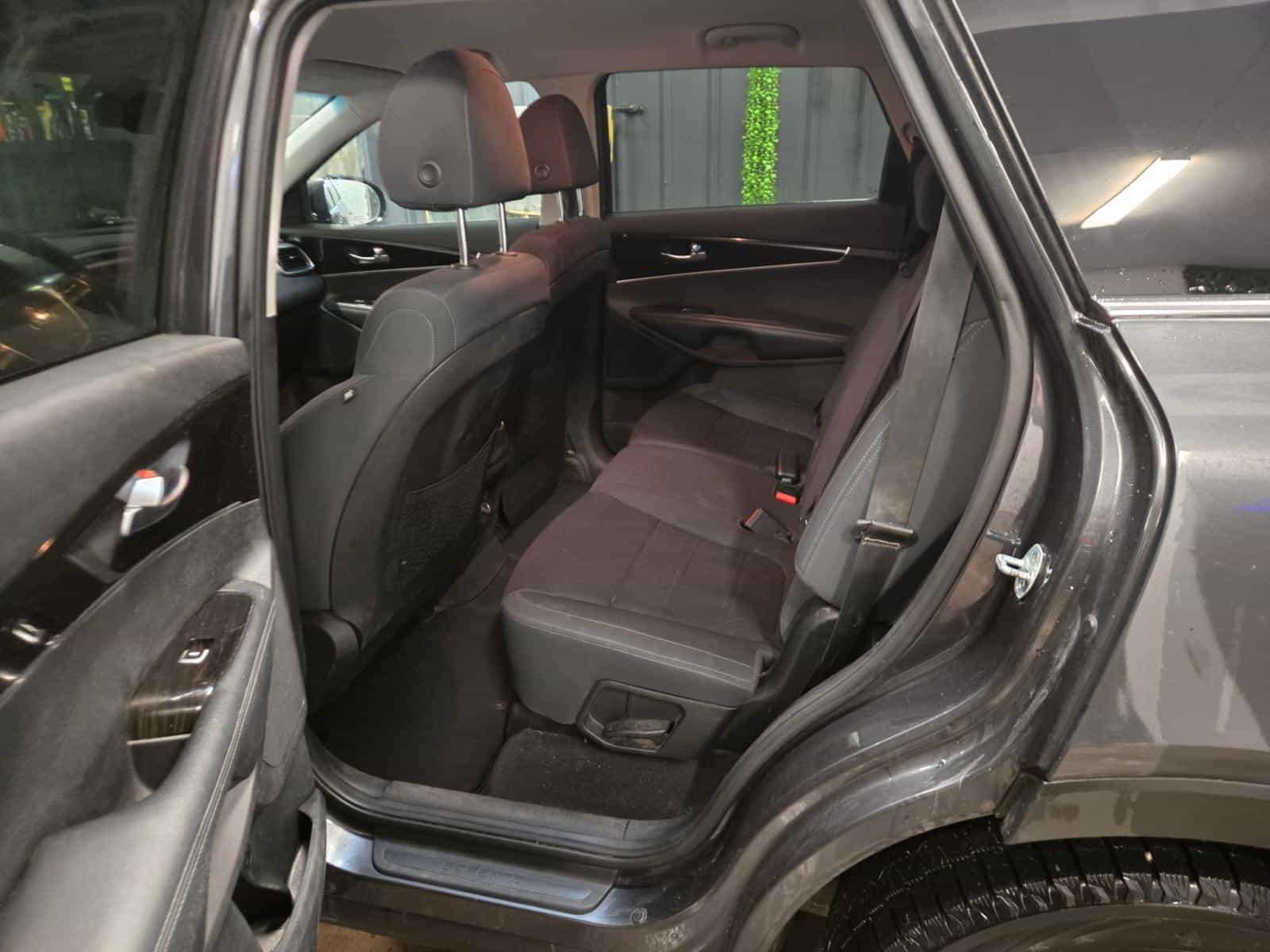 2019 Kia SORENTO LX LX V6 - Image 10