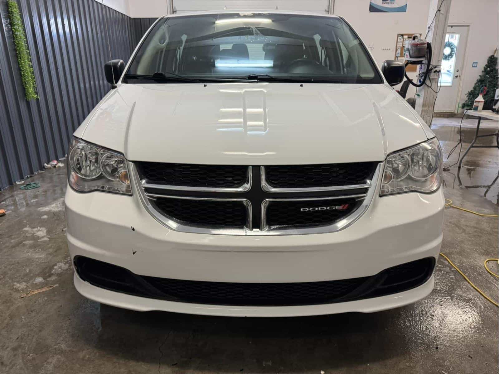 2020 Dodge GRAND CARAVAN SE SE - Image 4