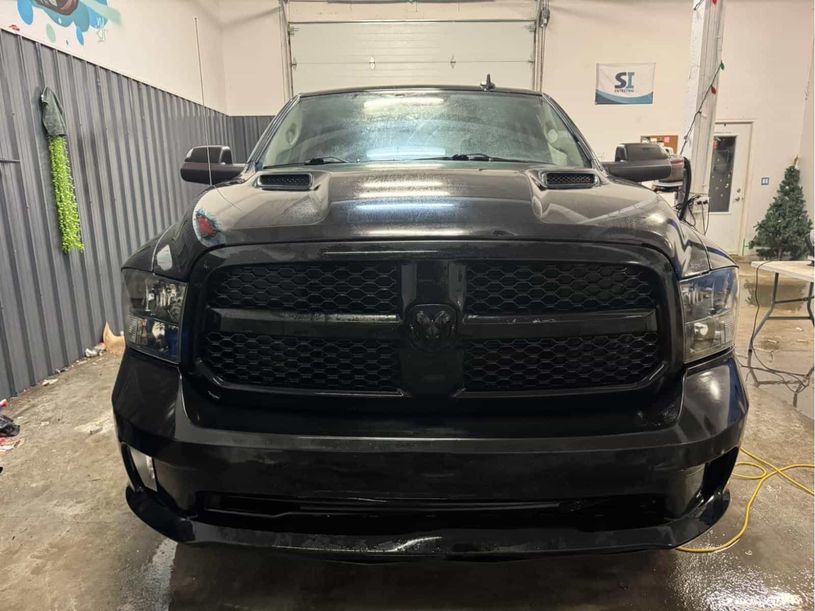 2020 RAM 1500 Classic Express - Image 2