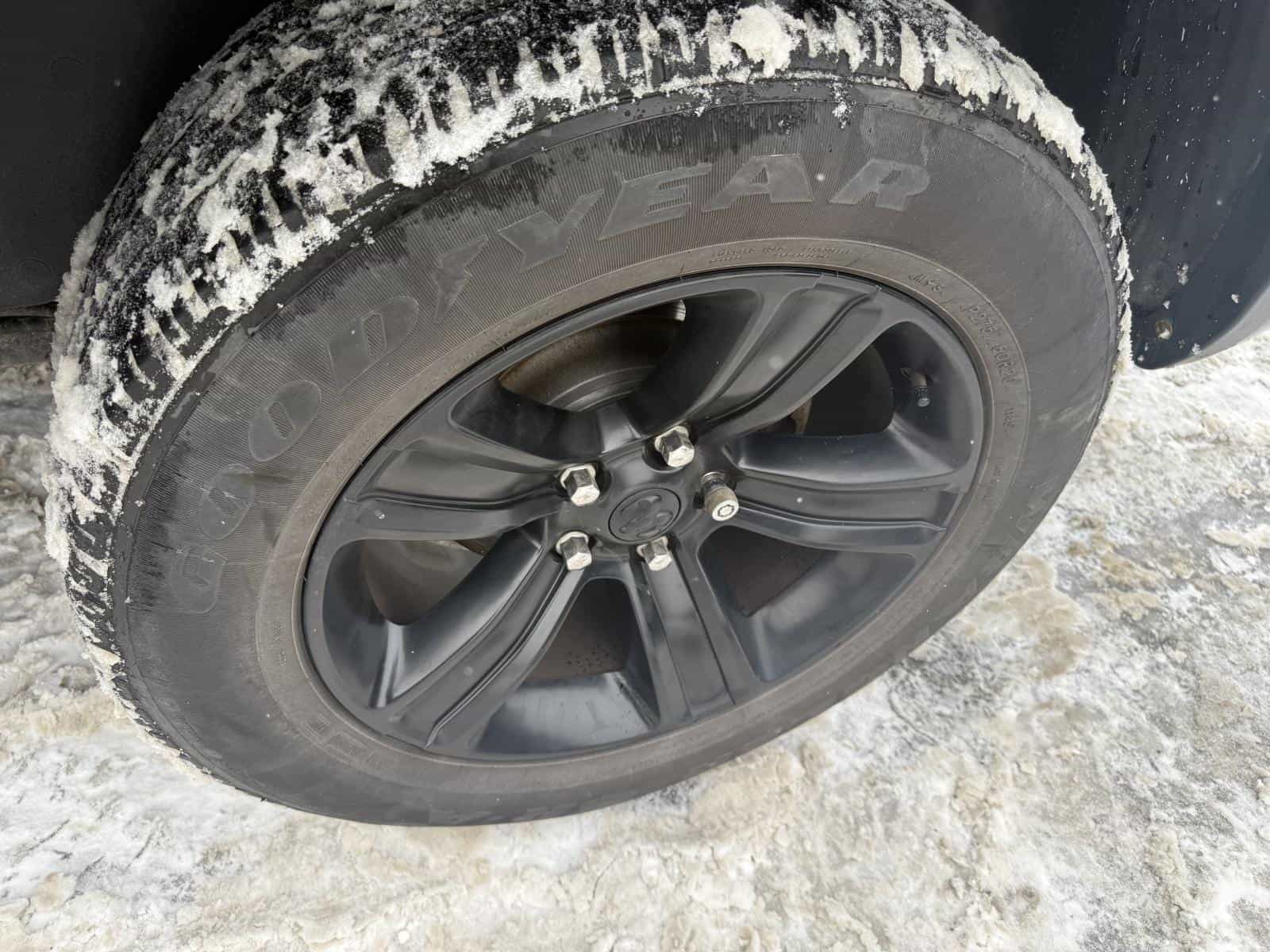 2021 RAM 1500 CLASSIC SLT Warlock - Image 9