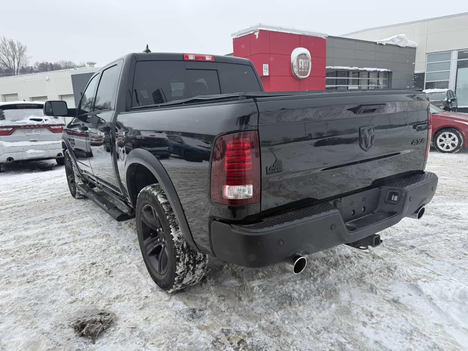 2021 RAM 1500 CLASSIC SLT Warlock - Image 7