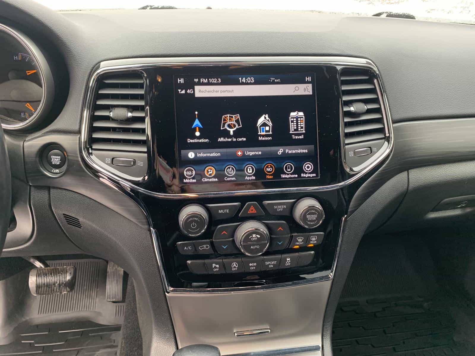 2021 Jeep GRAND CHEROKEE LAREDO Laredo Altitude - Image 15