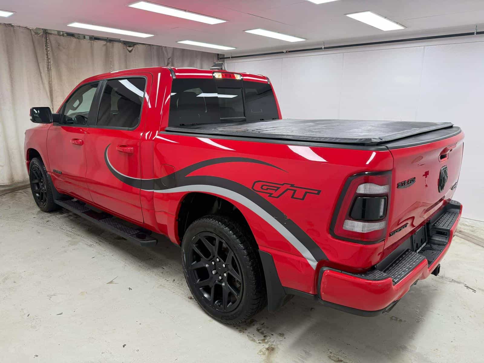 2022 RAM 1500 Sport - Image 6