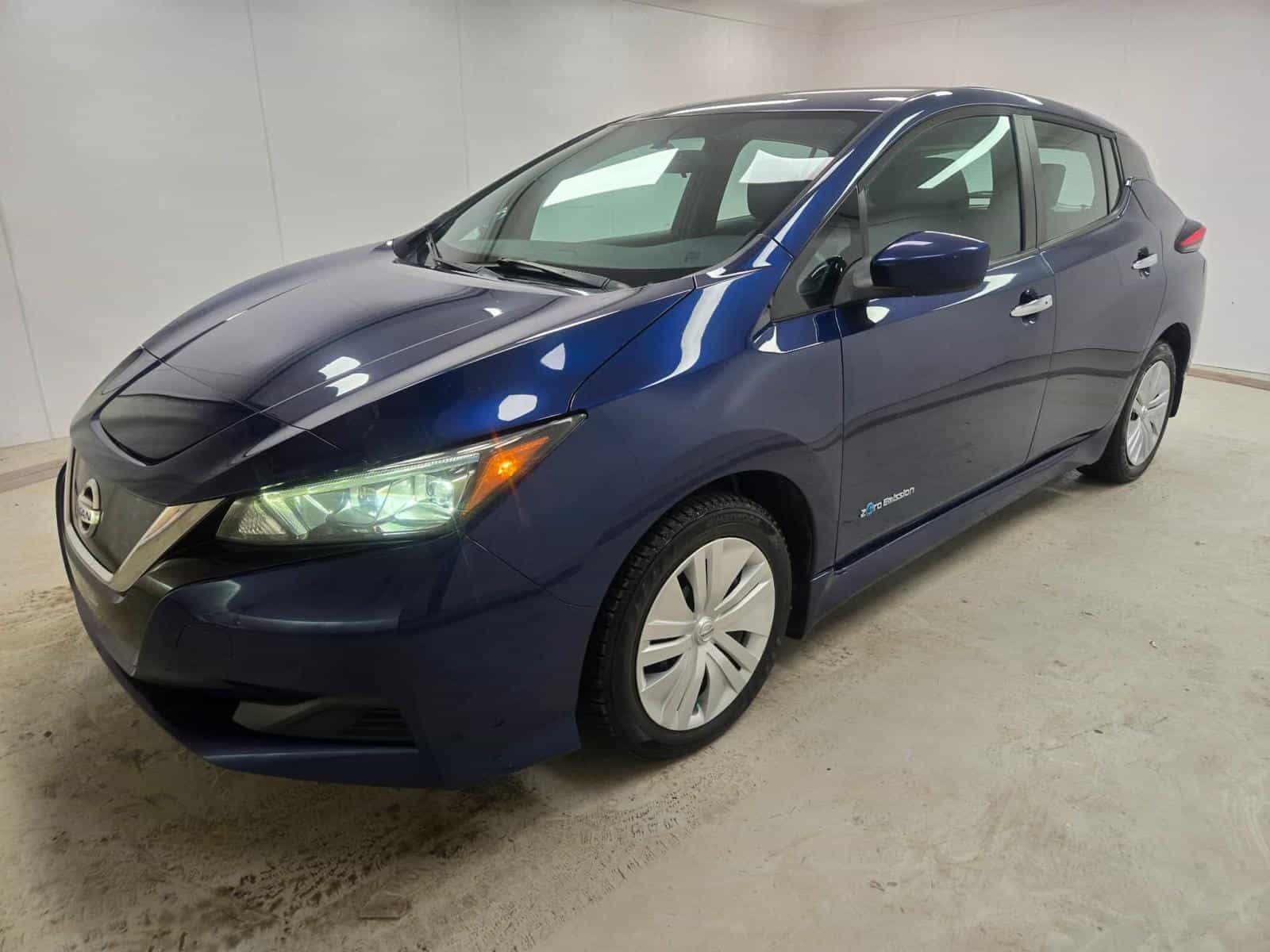 Image 2 Nissan LEAF S S 2019