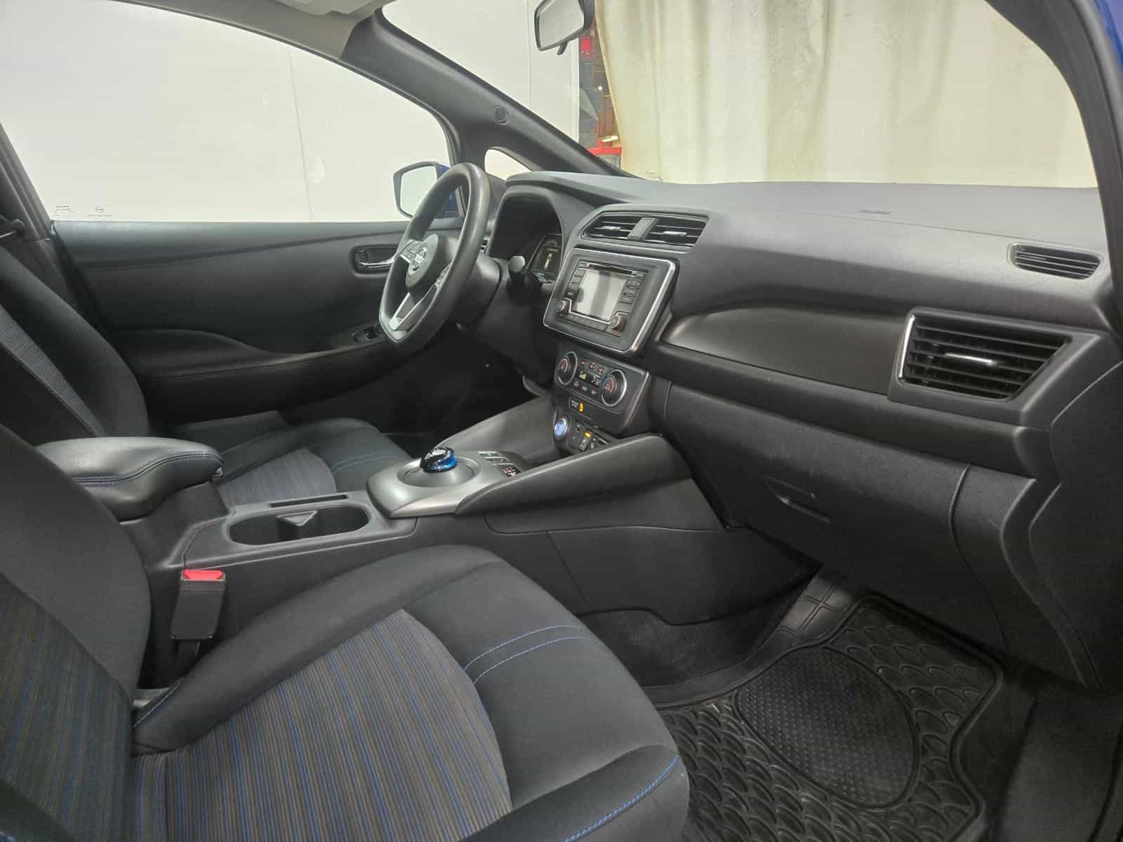 Image 12 Nissan LEAF S S 2019