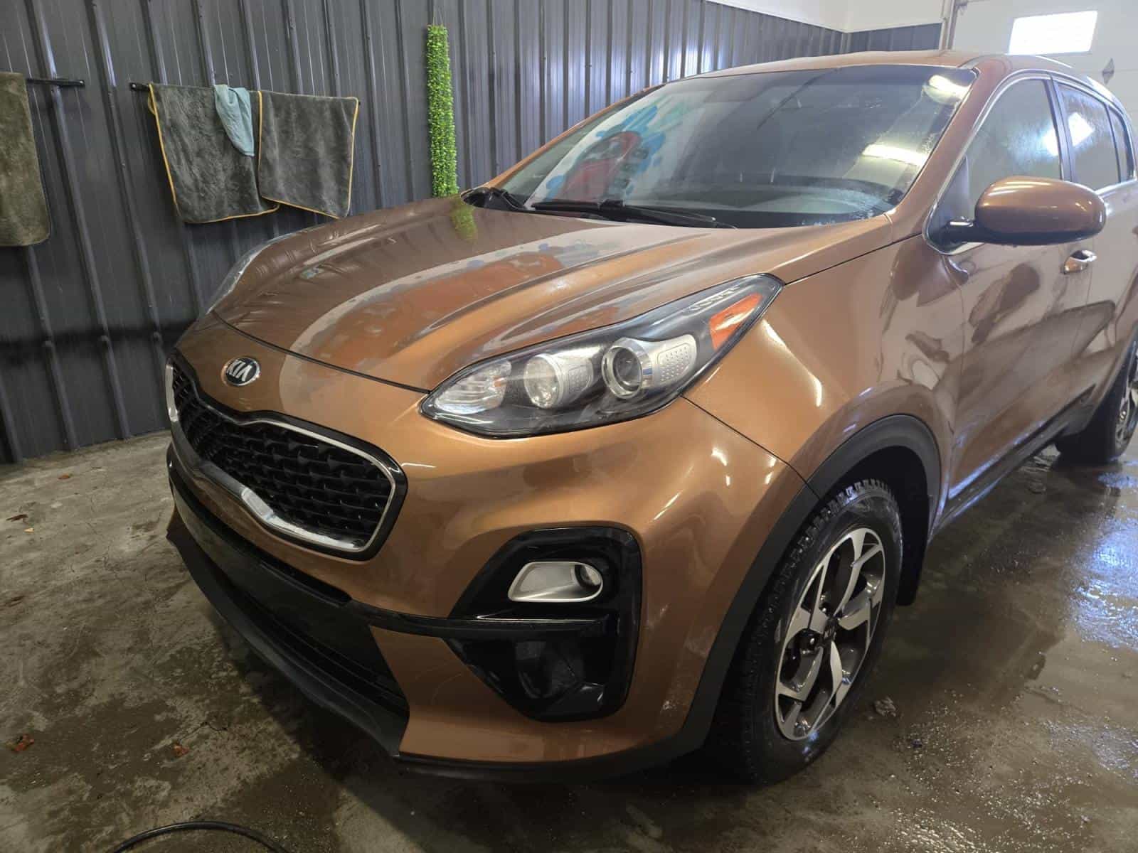 2020 Kia SPORTAGE LX LX - Image 1