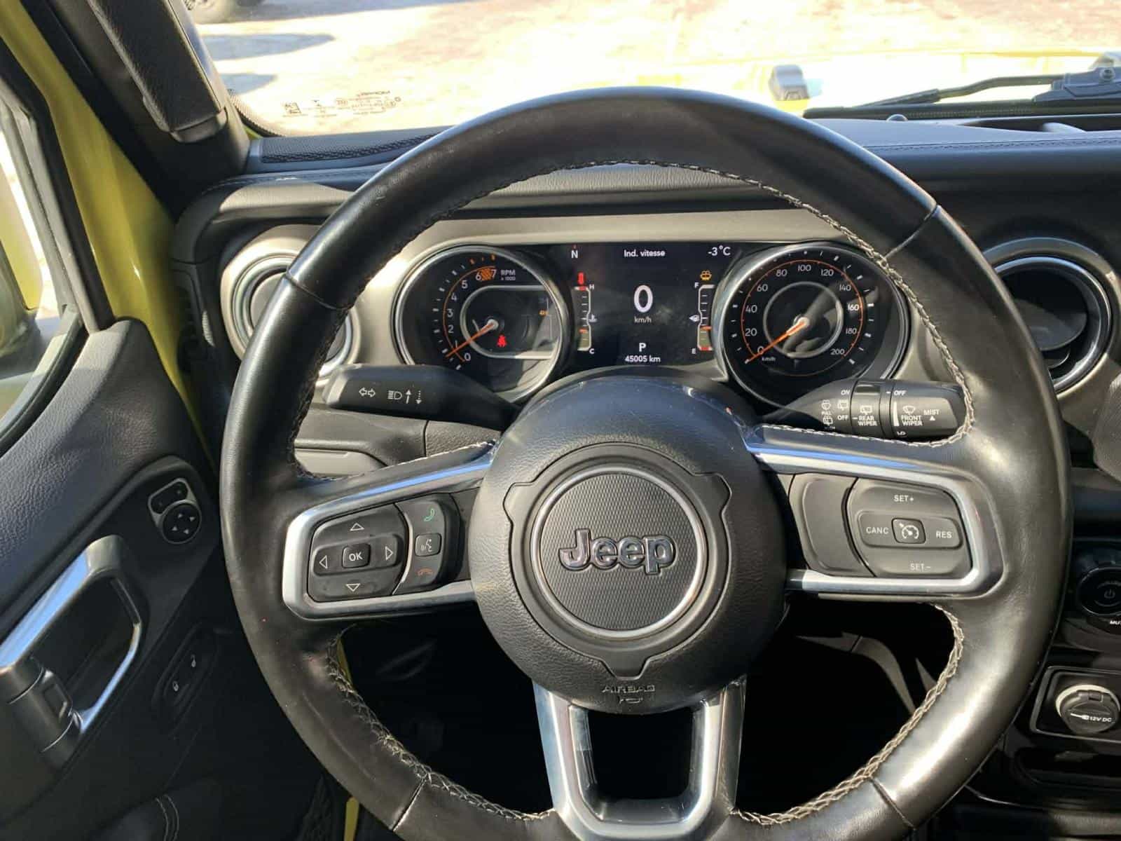 2023 Jeep Wrangler Sahara - Image 15