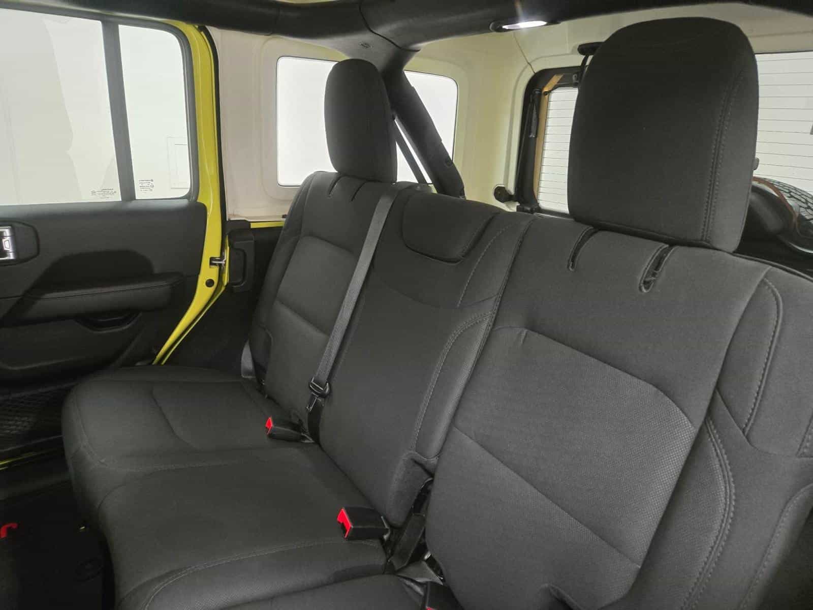 2023 Jeep Wrangler Sahara - Image 10