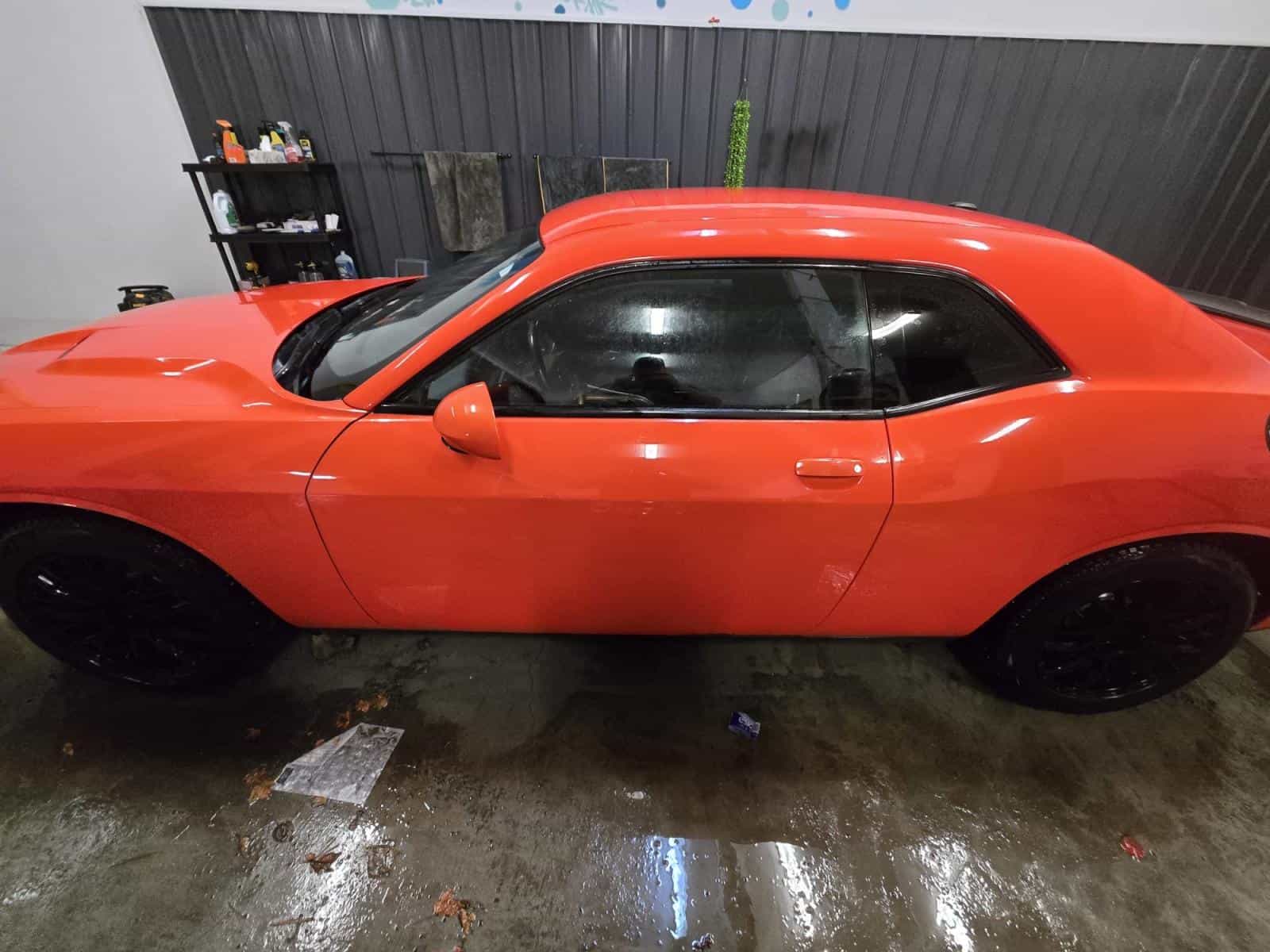 2018 Dodge CHALLENGER SXT SXT - Image 3