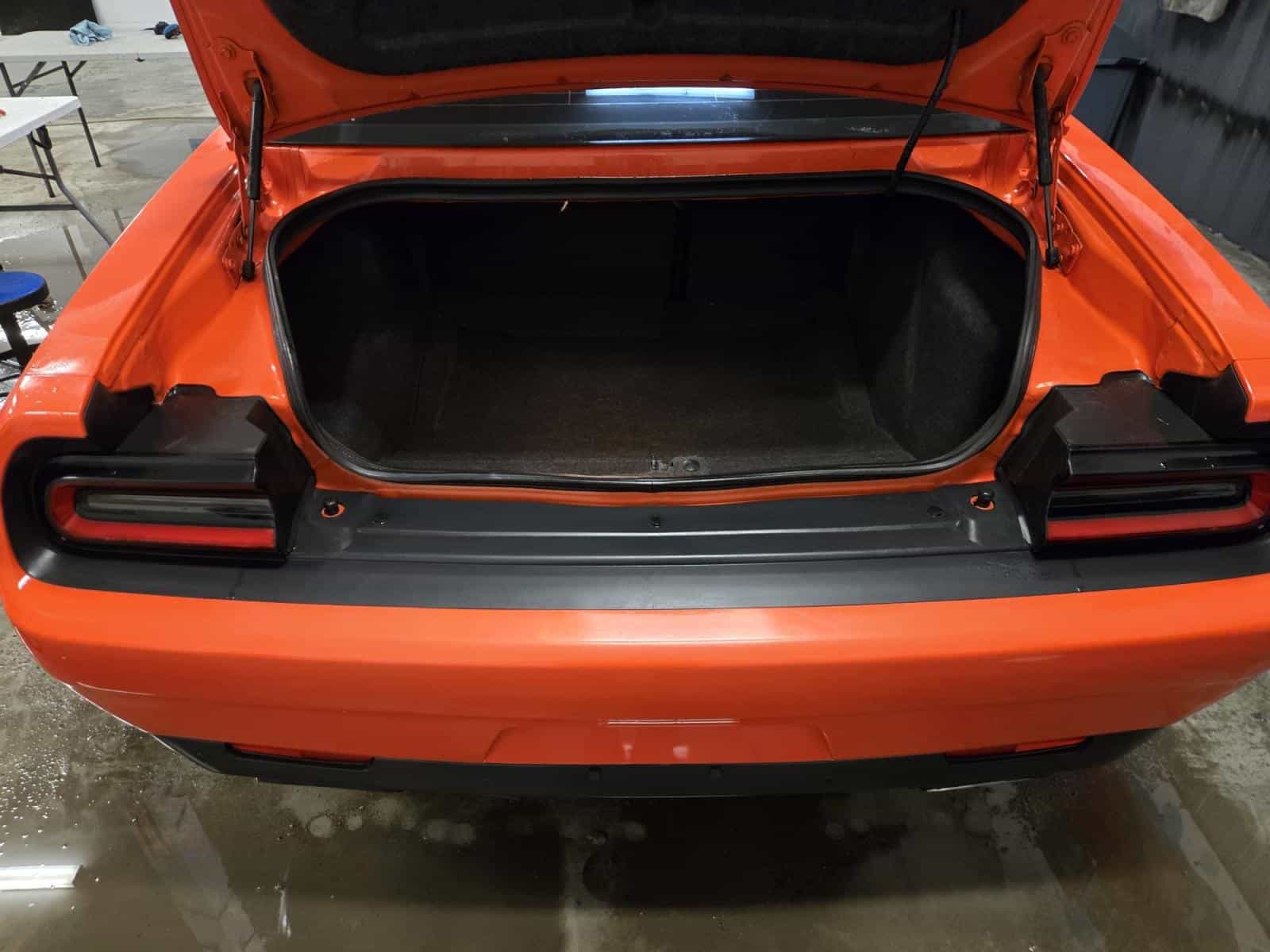 2018 Dodge CHALLENGER SXT SXT - Image 6