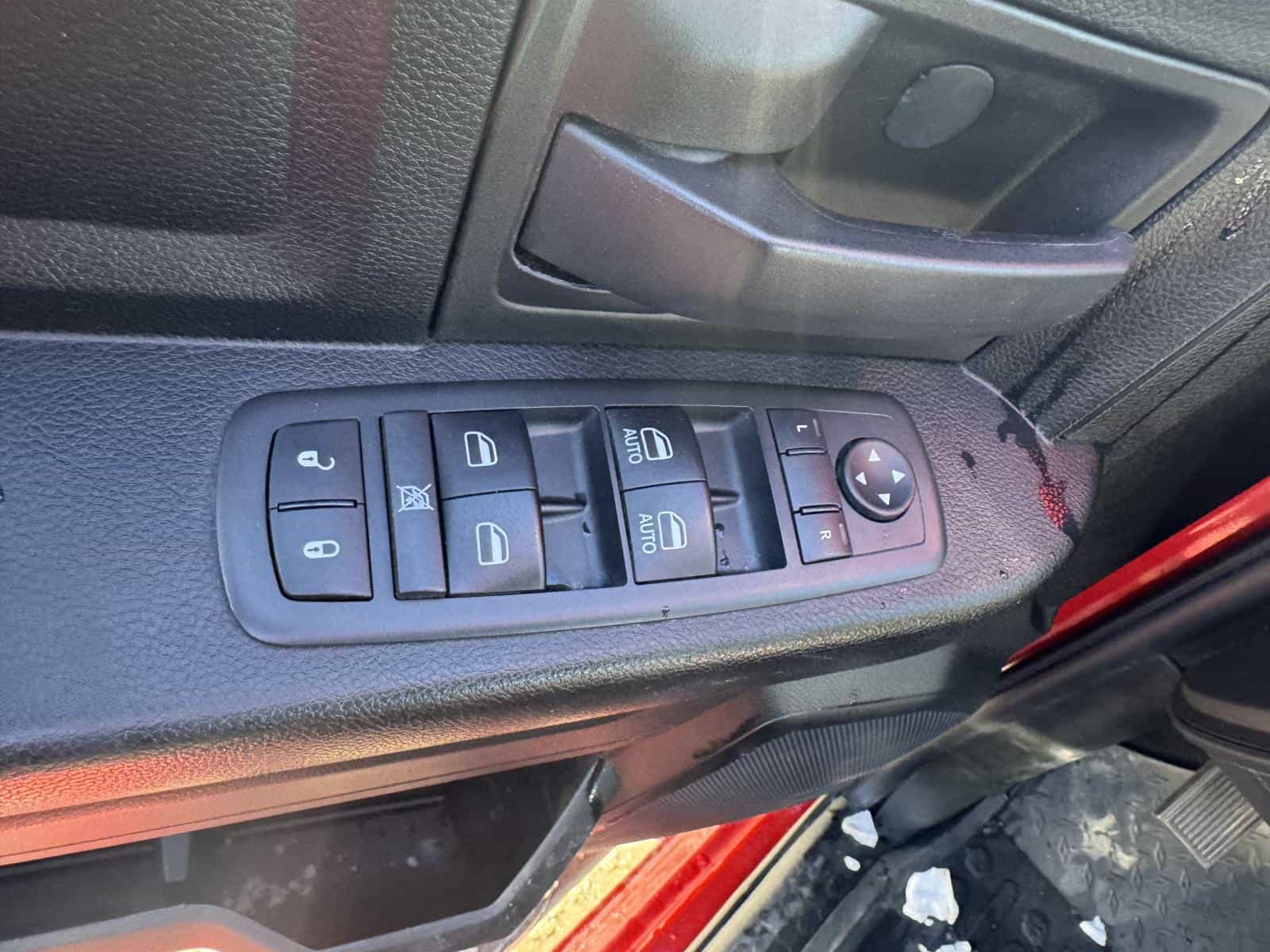 2019 RAM 1500 CLASSIC TRADESMAN ST - Image 6