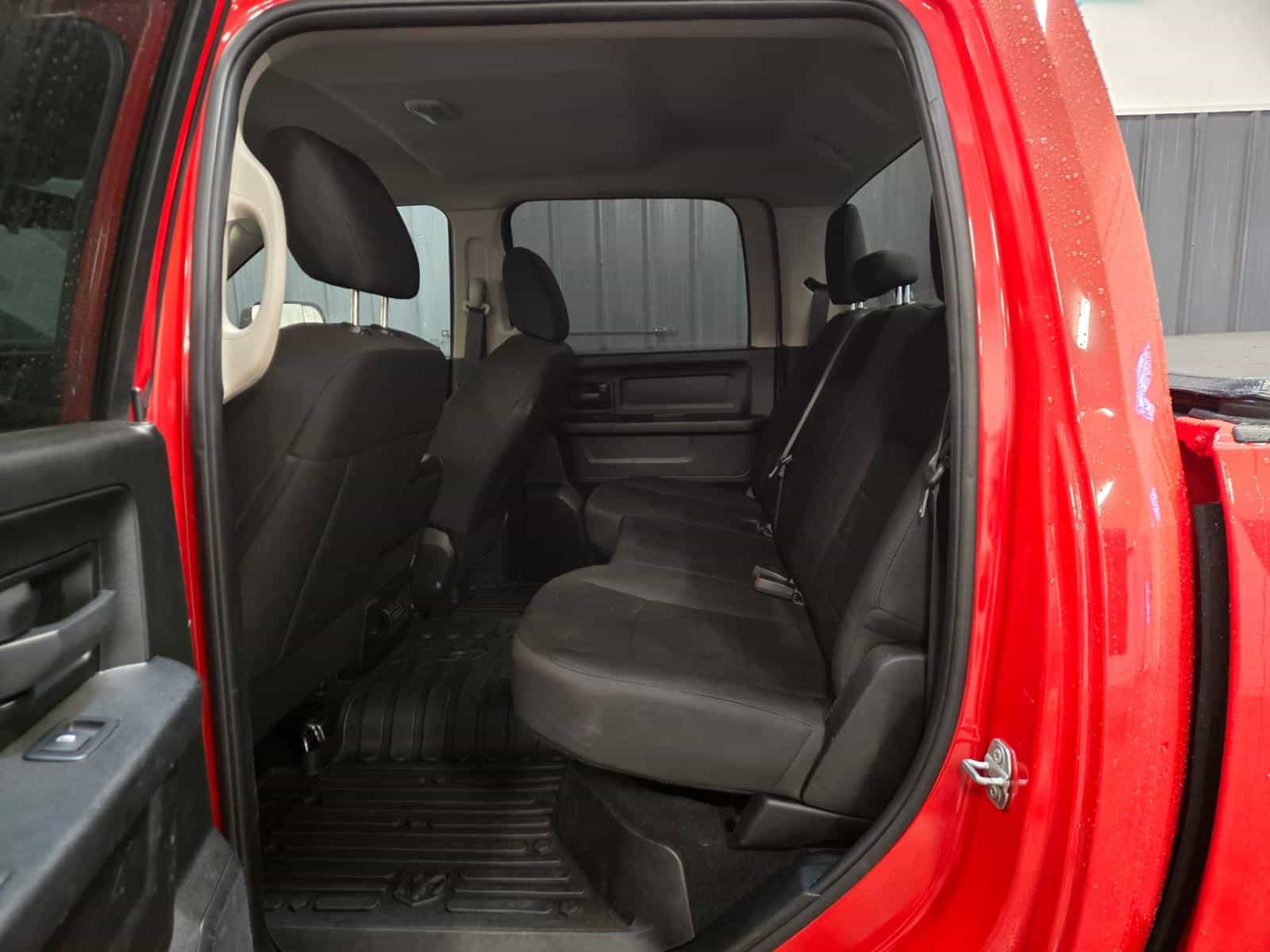 2019 RAM 1500 CLASSIC TRADESMAN ST - Image 11