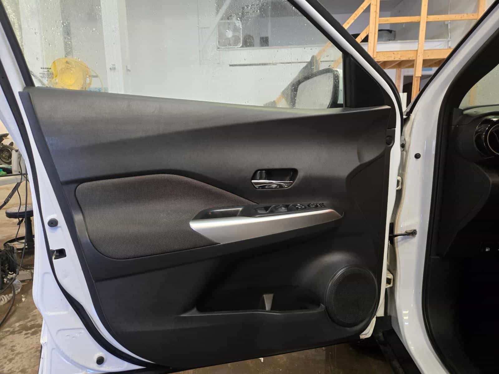 2018 Nissan Kicks SV - Image 13