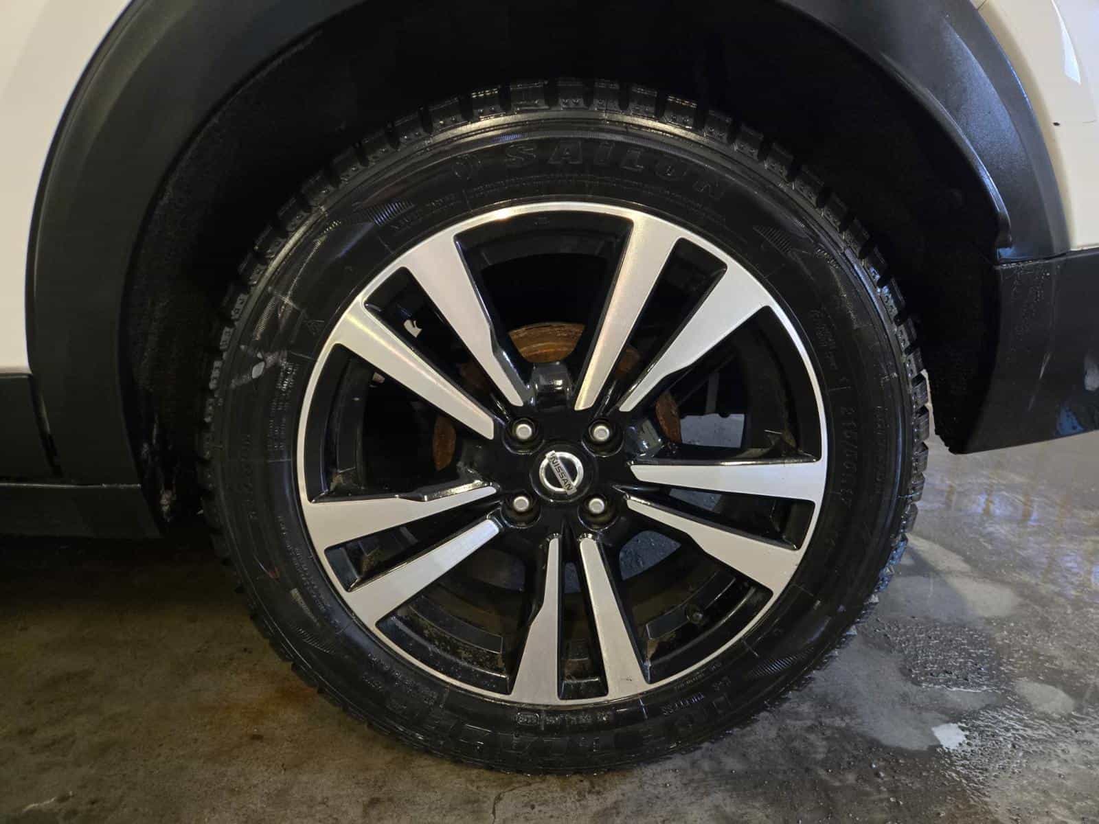 2018 Nissan Kicks SV - Image 14