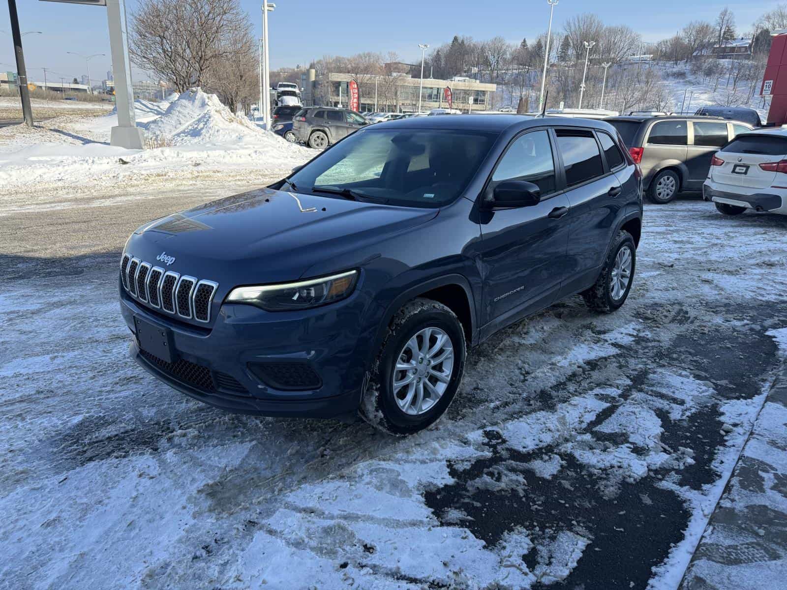 Image 1 Jeep Cherokee Sport 2022