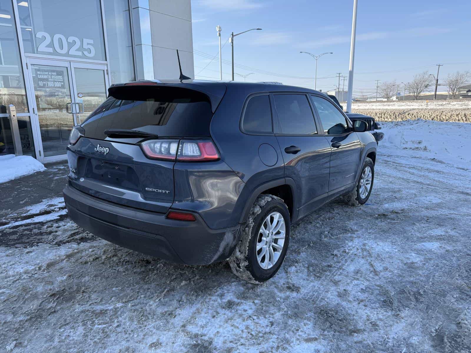 Image 5 Jeep Cherokee Sport 2022