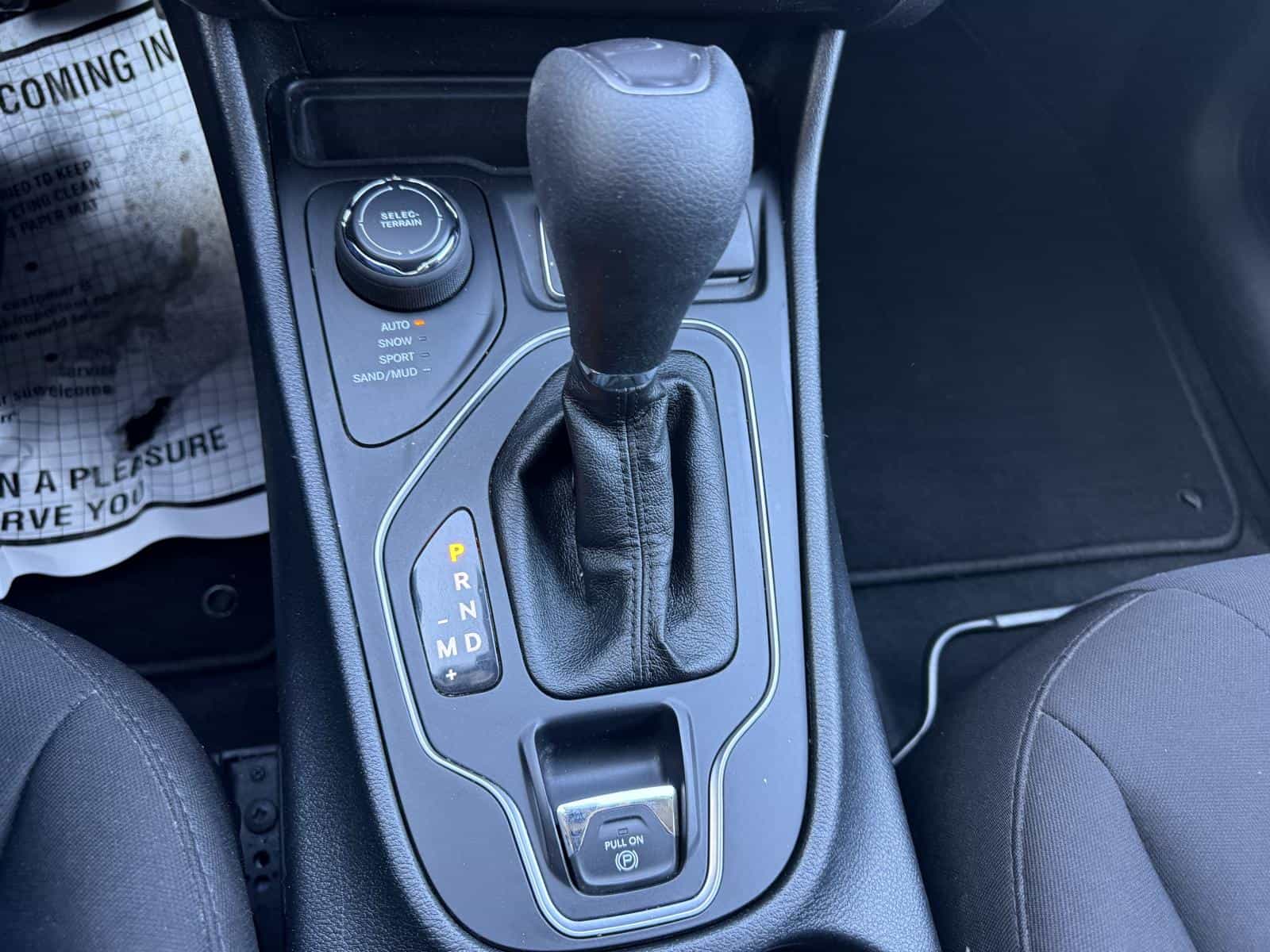 Image 17 Jeep Cherokee Sport 2022