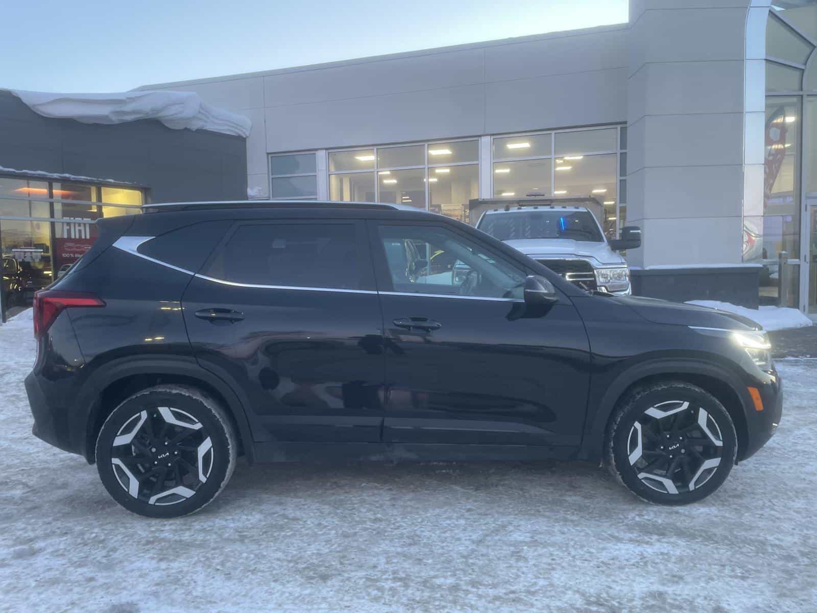 2024 Kia SELTOS SX SX - Image 8