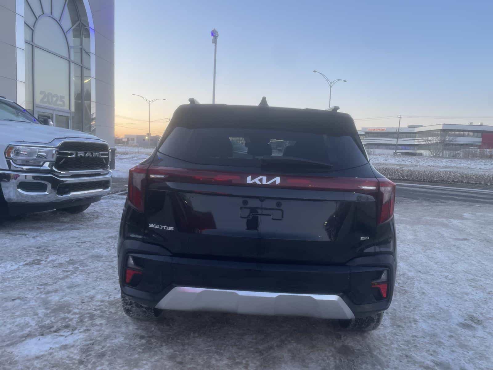 2024 Kia SELTOS SX SX - Image 6