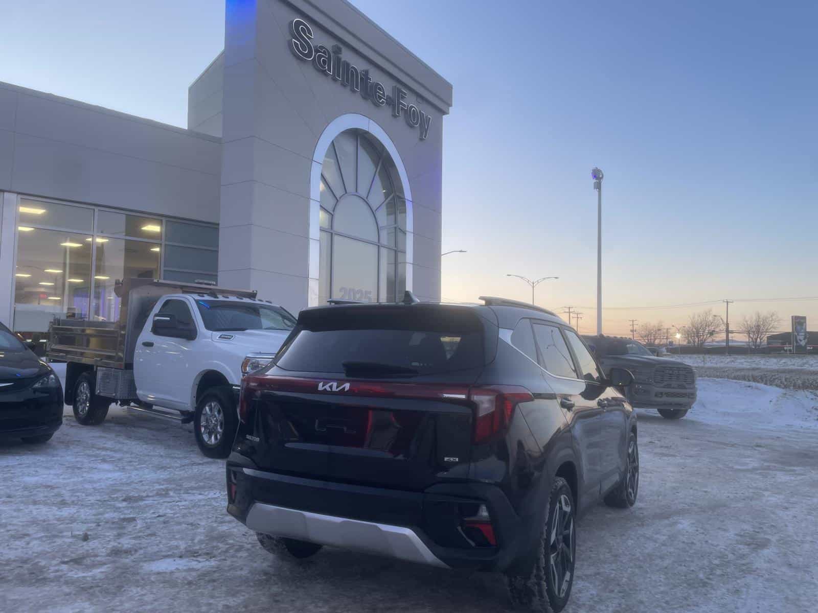 2024 Kia Seltos SX - Image 7