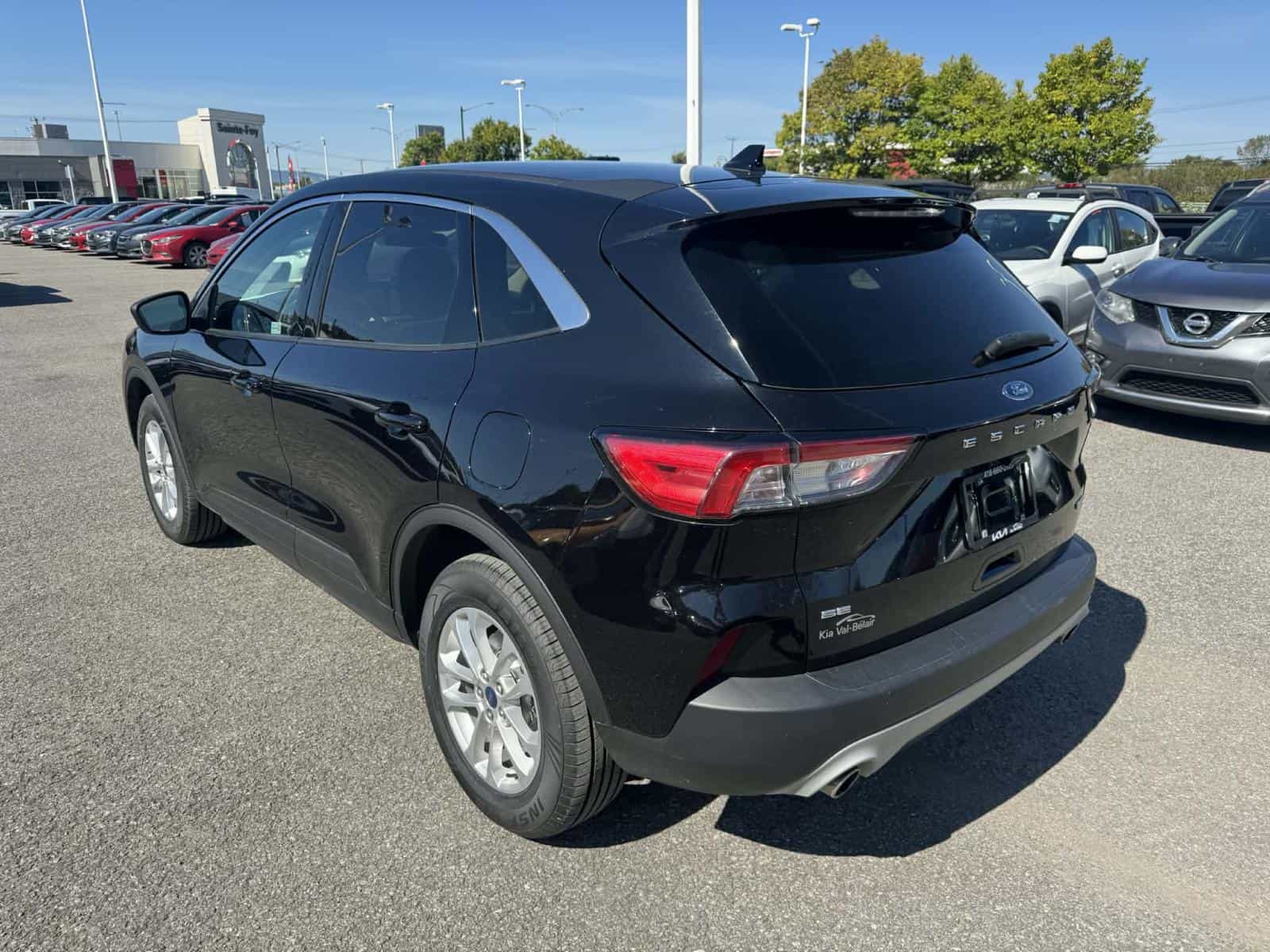 2020 Ford ESCAPE SE SE - Image 2