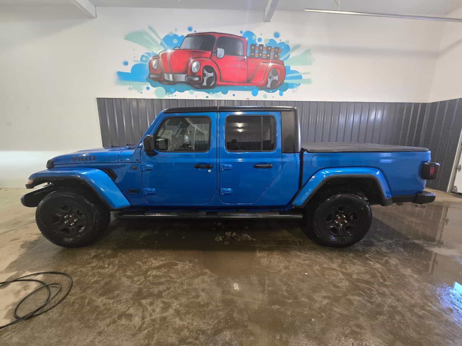 2025 Jeep Gladiator Sport Willys - Image 7