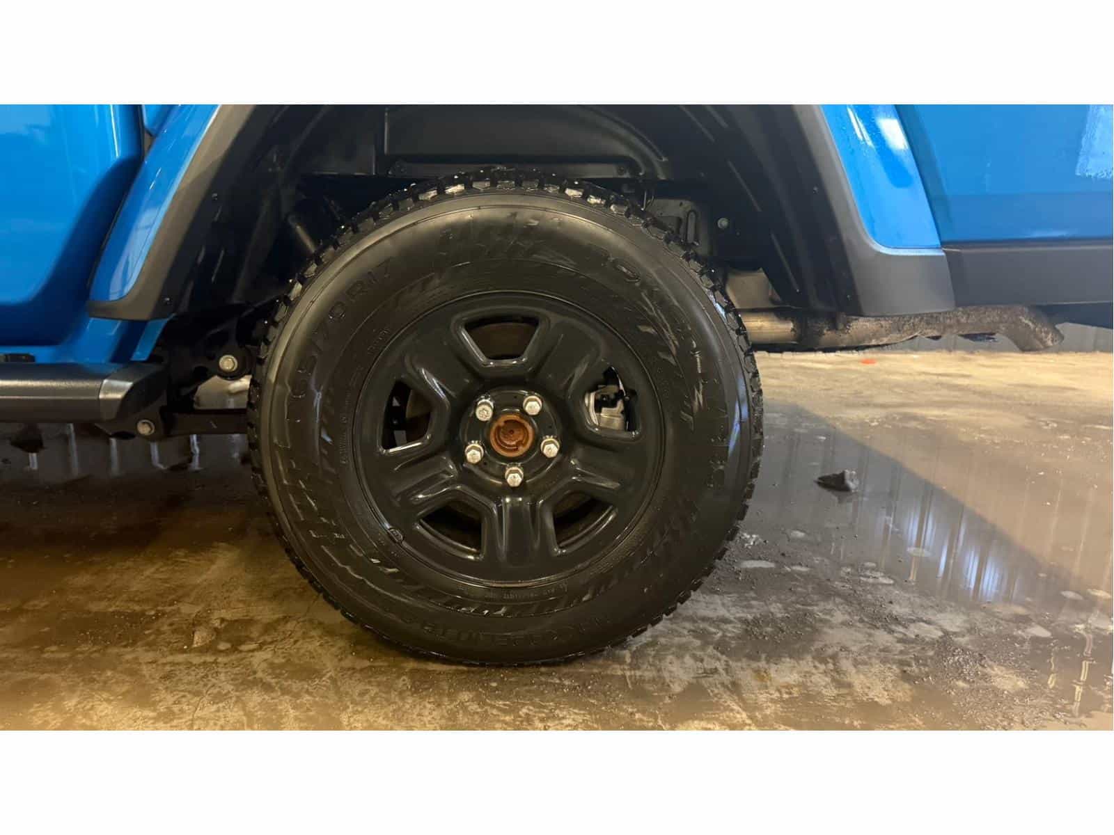 2025 Jeep Gladiator Sport Willys - Image 8