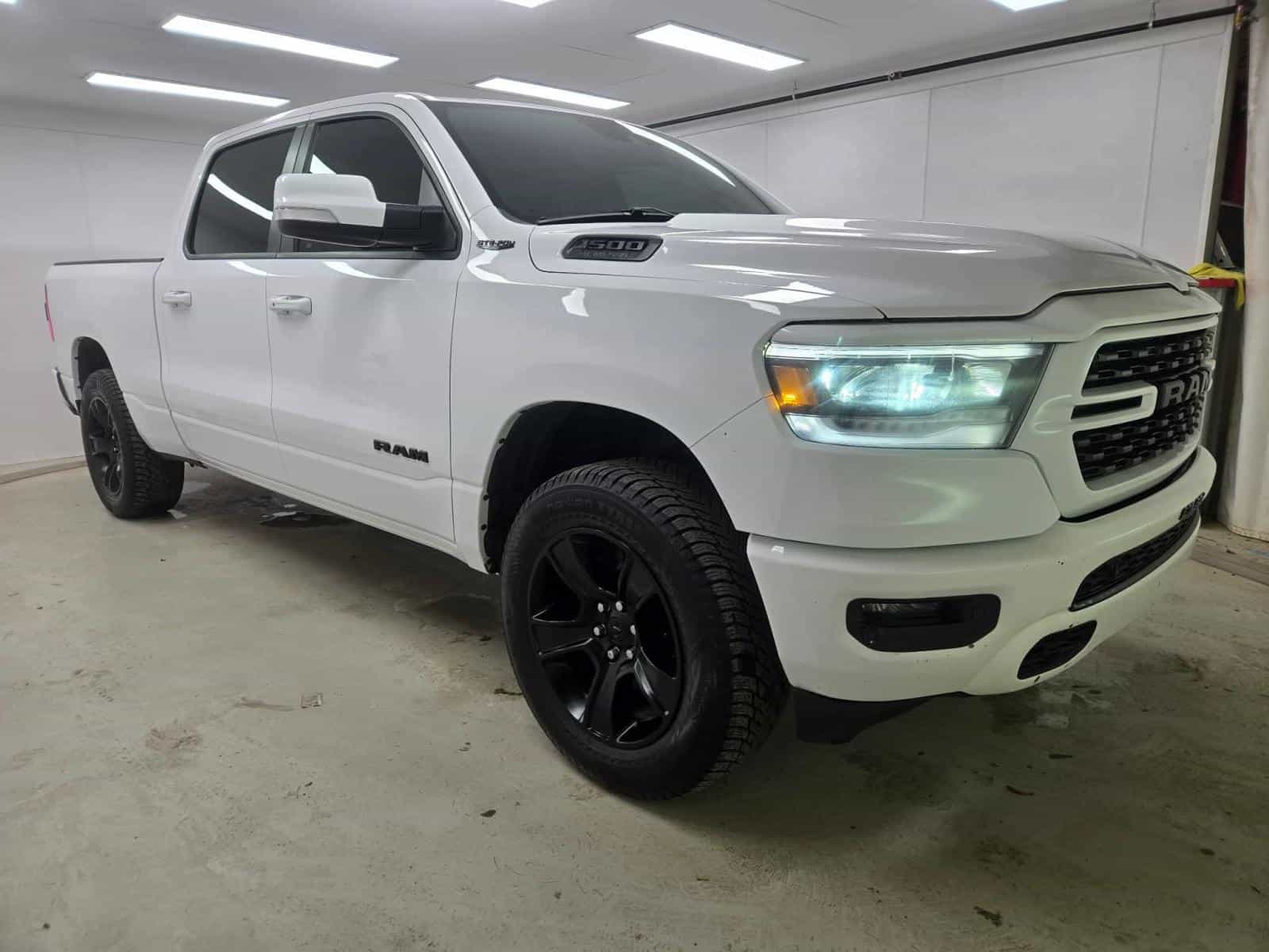 2022 RAM 1500 Sport - Image 3